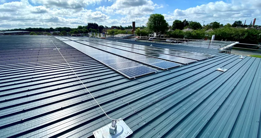 Horizontal lifeline on a metal roof | Kee Line Horizontal Lifeline | Fall Protection for solar installation