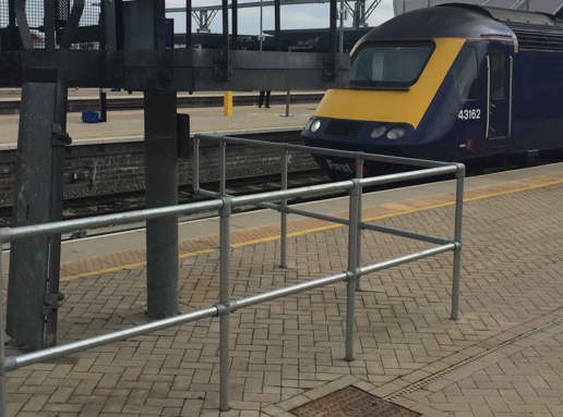 Safety solutions for rail industry - Kee Safety