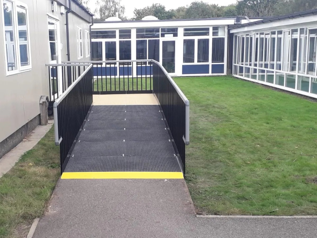 Dhonalldia Ramp Modular DDA Ramps - Kee Safety