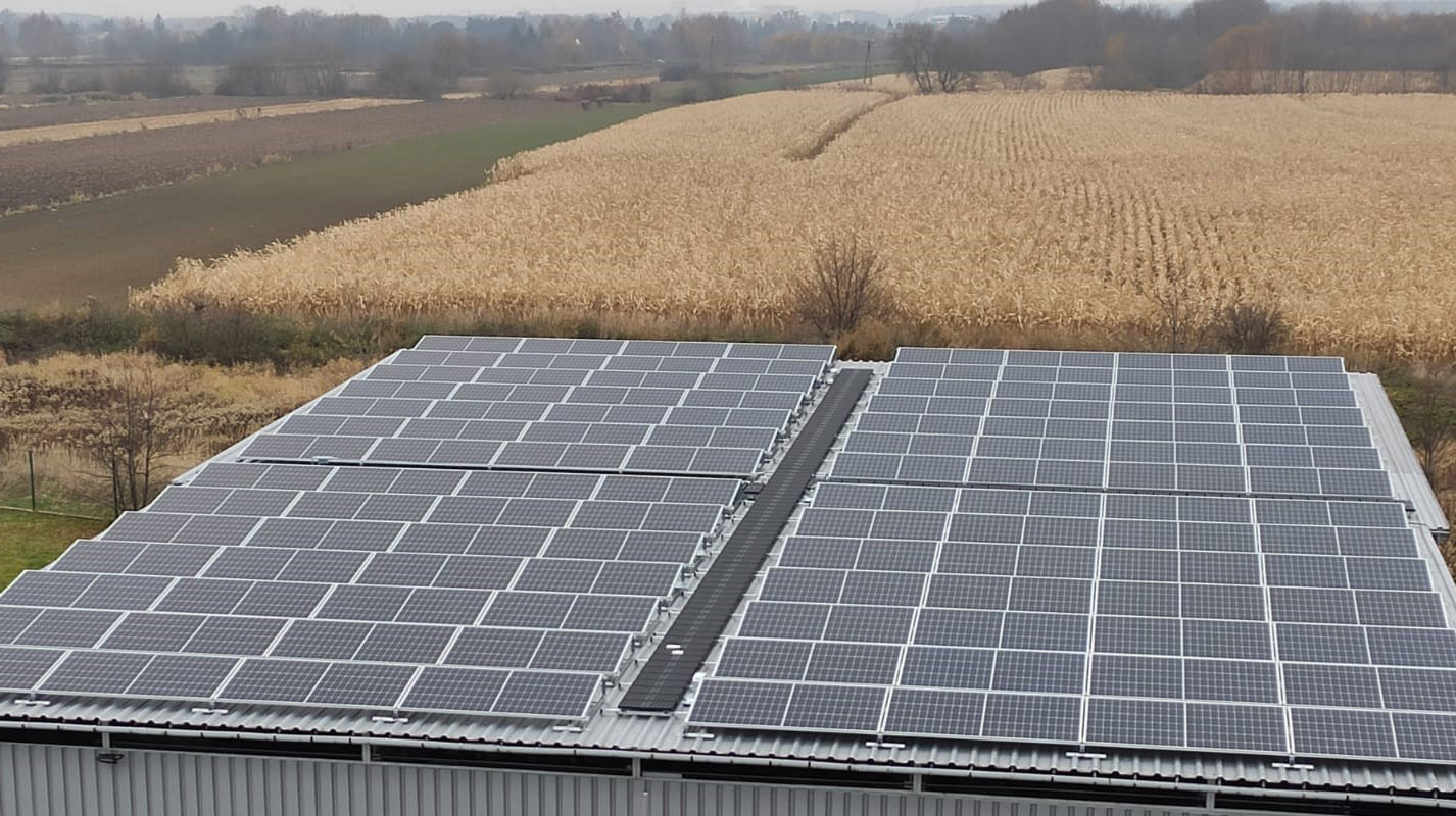 Kee Walk Rooftop Walkway Solar Panels Maintenance