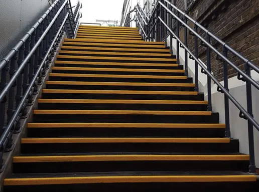 Kee Klamp Access Railing Rail Industry 1
