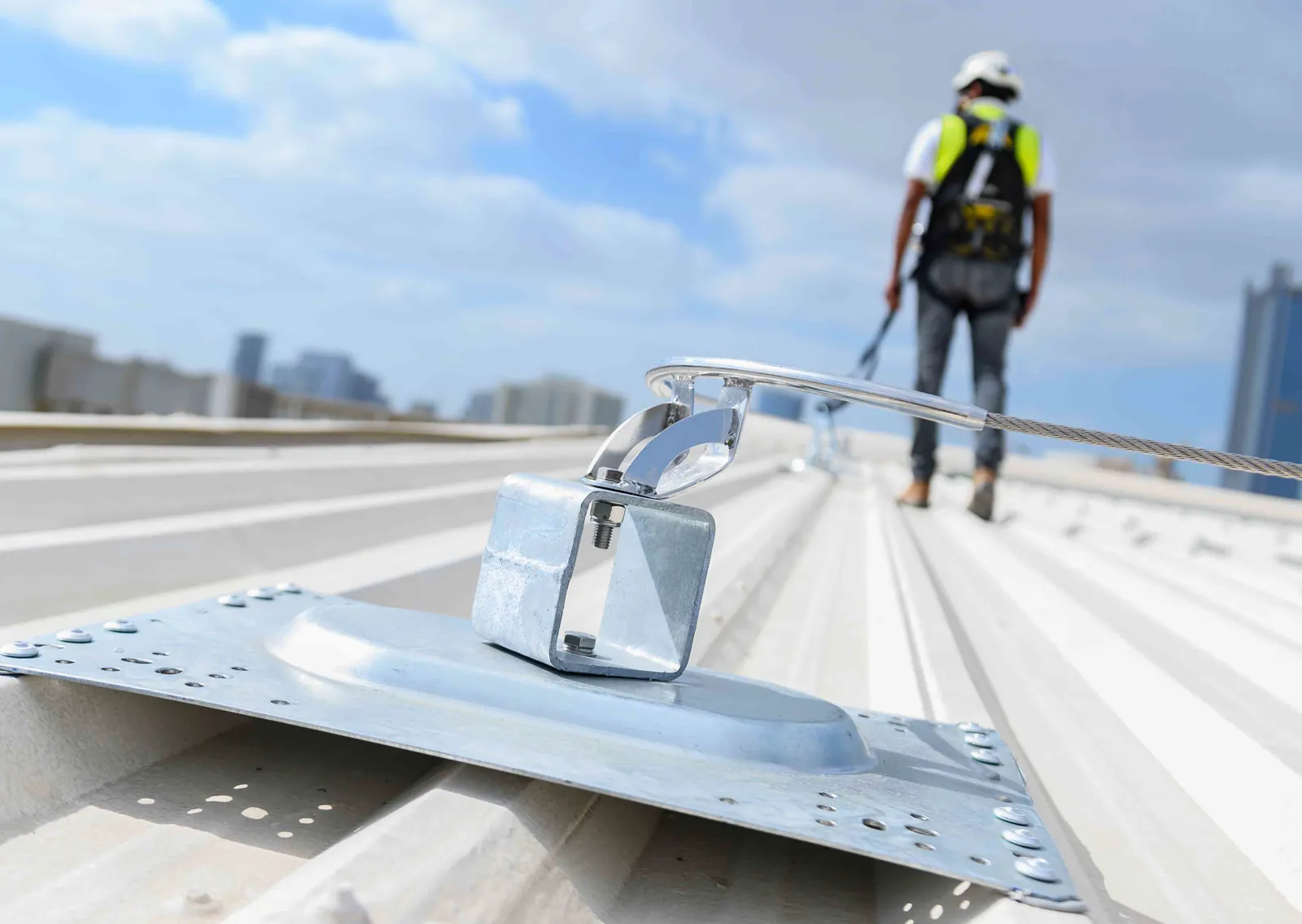 Human Fall Protection Collective vs Personal Fall Protection for Working at Height - Kee Safety
