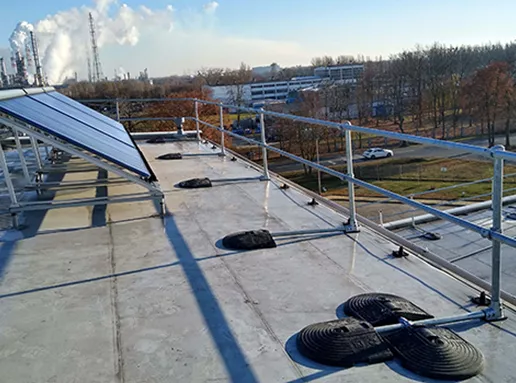 Fall Protection Solutions For Solar Panel Installation & Maintenance - Kee  Safety